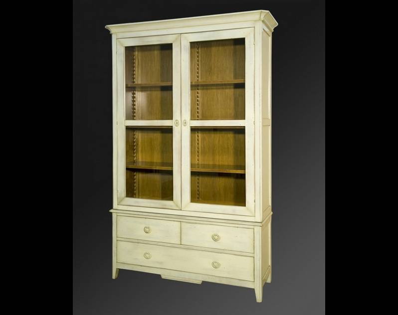 Mueble Vitrina de madera cristal fabricado en madera Maciza de Cerezo.