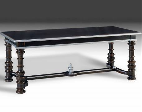 Mesa de Comedor de Diseño Modelo Madrid en madera maciza