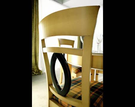 Mesa Redonda de Salón con extensible Modelo Venecia en madera maciza