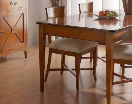 Mesa de Comedor Modelo Tívoli de 140 cm elaborada en madera maciza con extensible